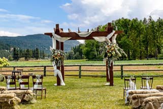 Wedding Venue Pergola in Summerland BC