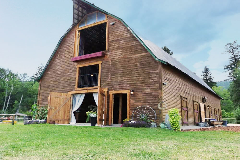 Okanagan Wedding Reception Barn Exterior